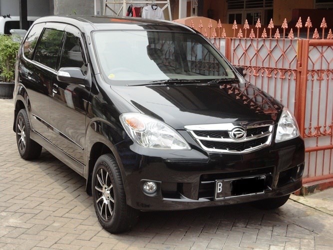 Mobil keluarga yang nyaman - Daihatsu Xenia modifikasi